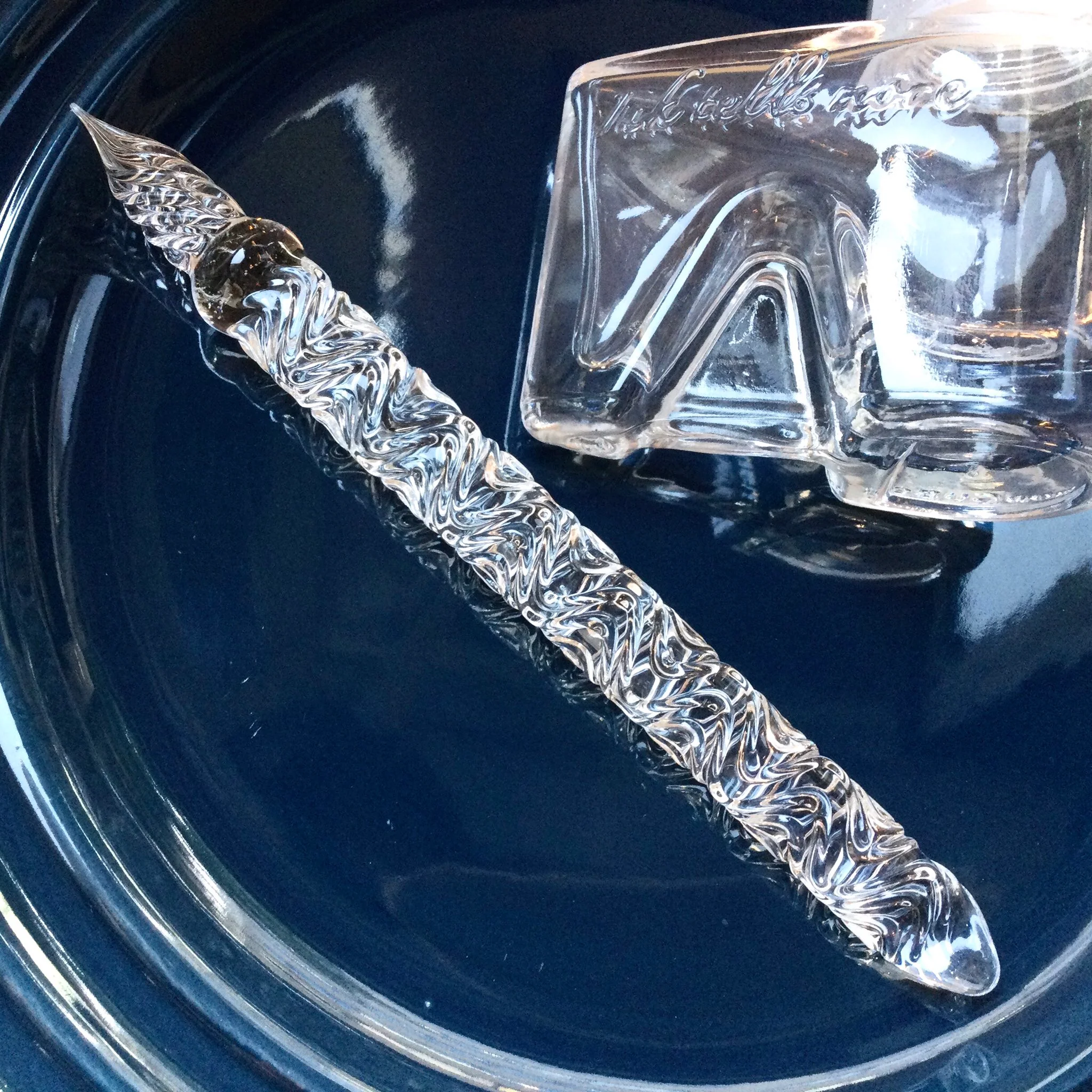 Clear Swell Glass Pen, BUNGUBUX x Synchronicity Glass Art - Image 7