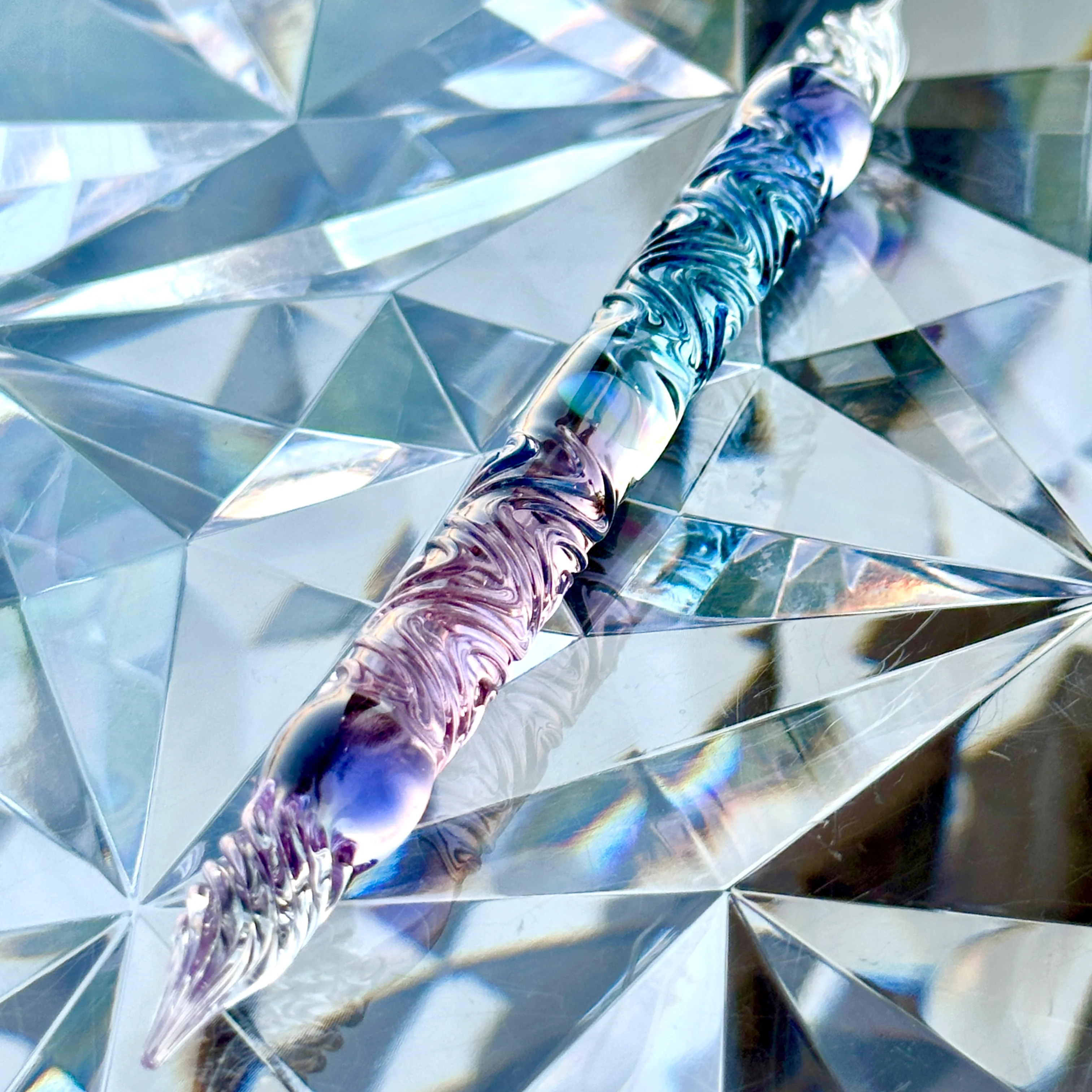 Hydrangea Double-sided Glass Pen, BUNGUBOX x Synchronicity Glass Art - Image 6