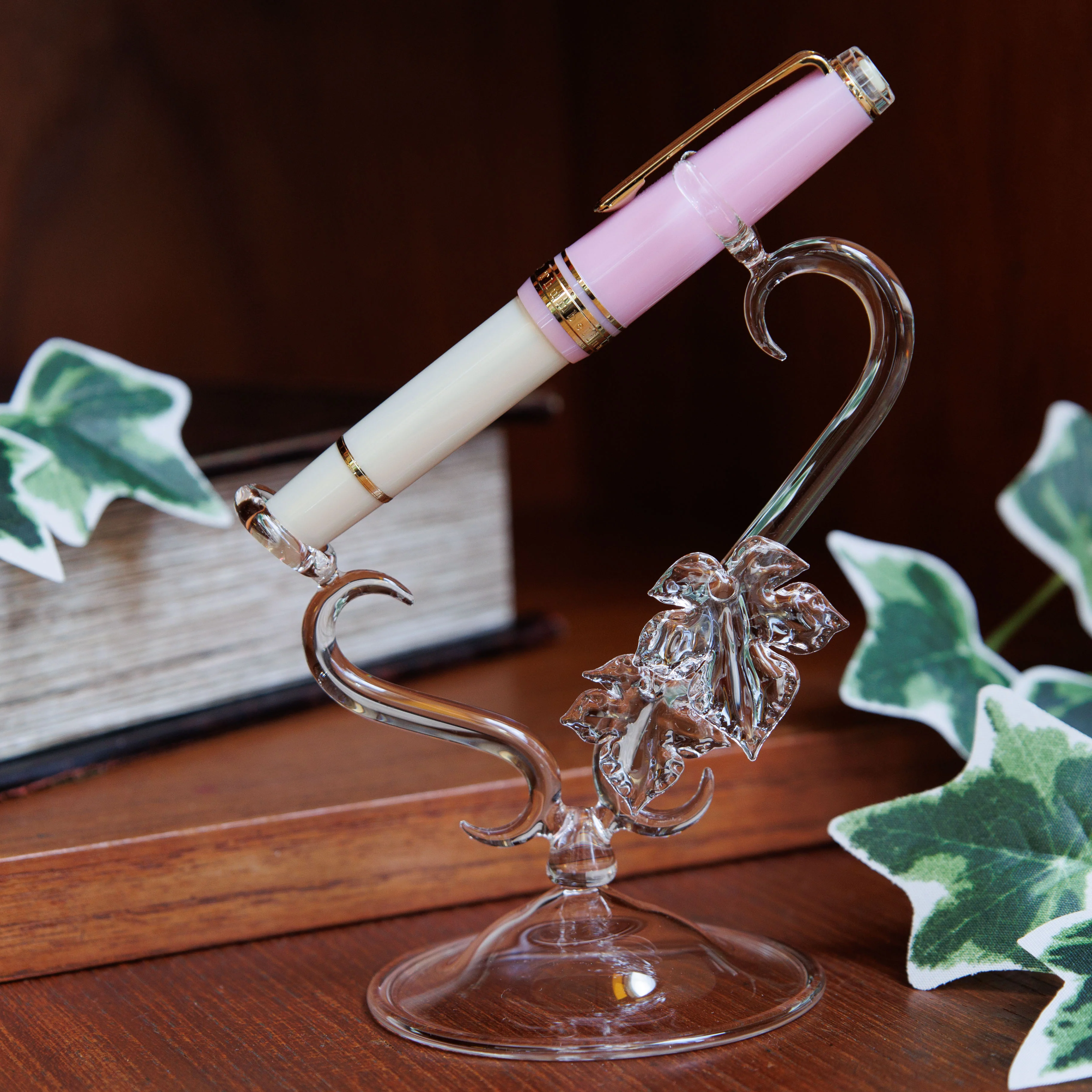 Ivy Leaf Pen Stand for Fountain Pen, BUNGUBOX x Glass Studio Adhoc - Image 12