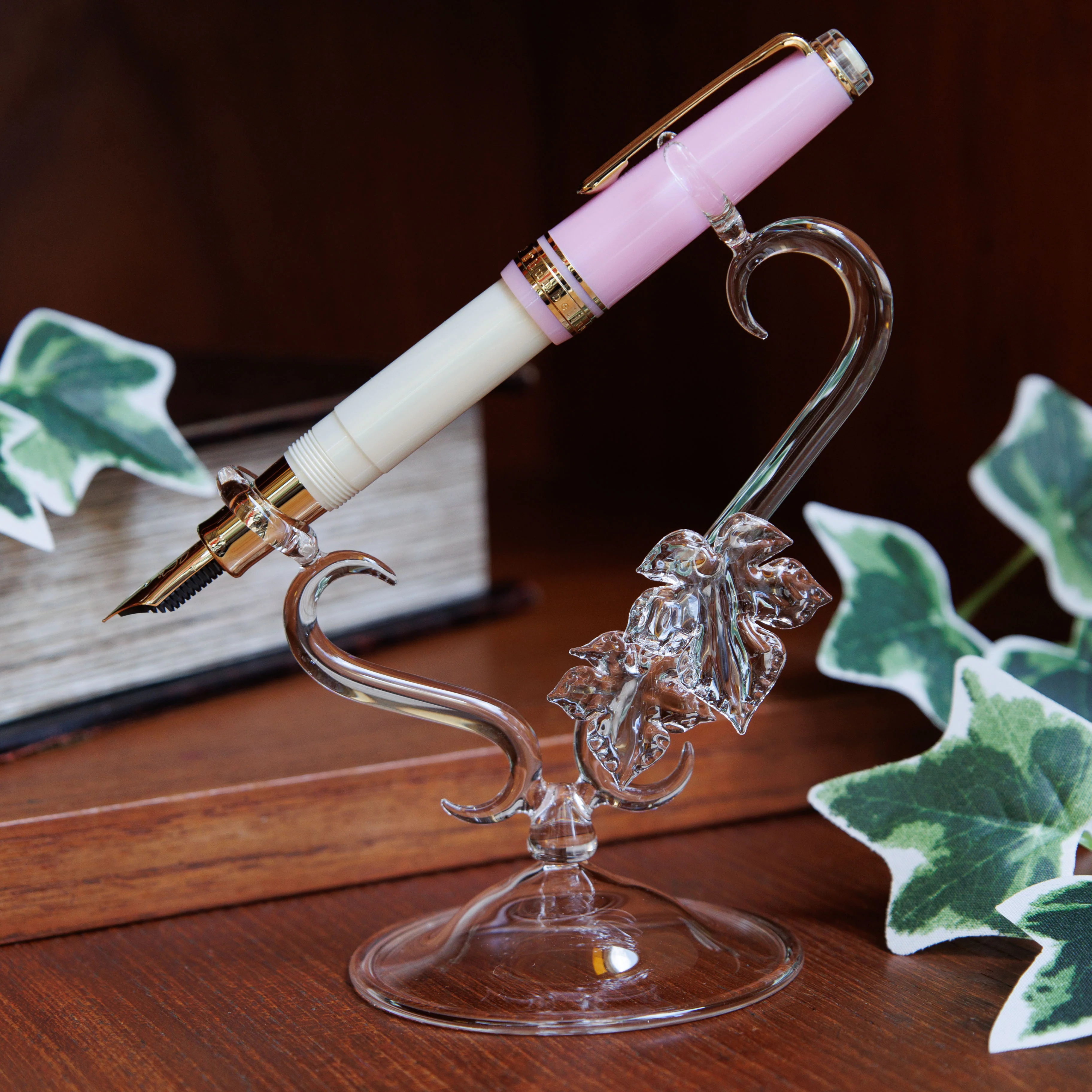Ivy Leaf Pen Stand for Fountain Pen, BUNGUBOX x Glass Studio Adhoc - Image 13