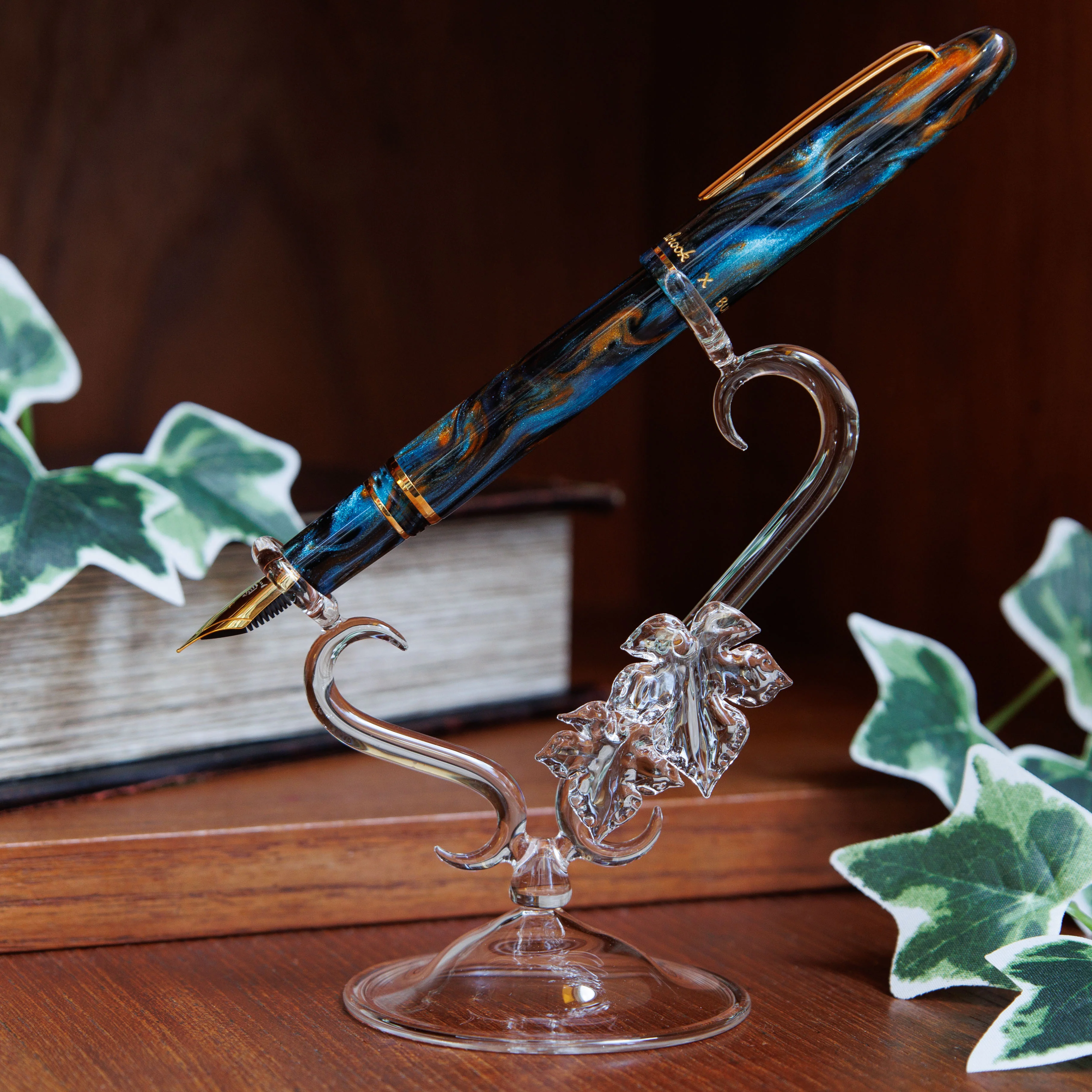 Ivy Leaf Pen Stand for Fountain Pen, BUNGUBOX x Glass Studio Adhoc - Image 9