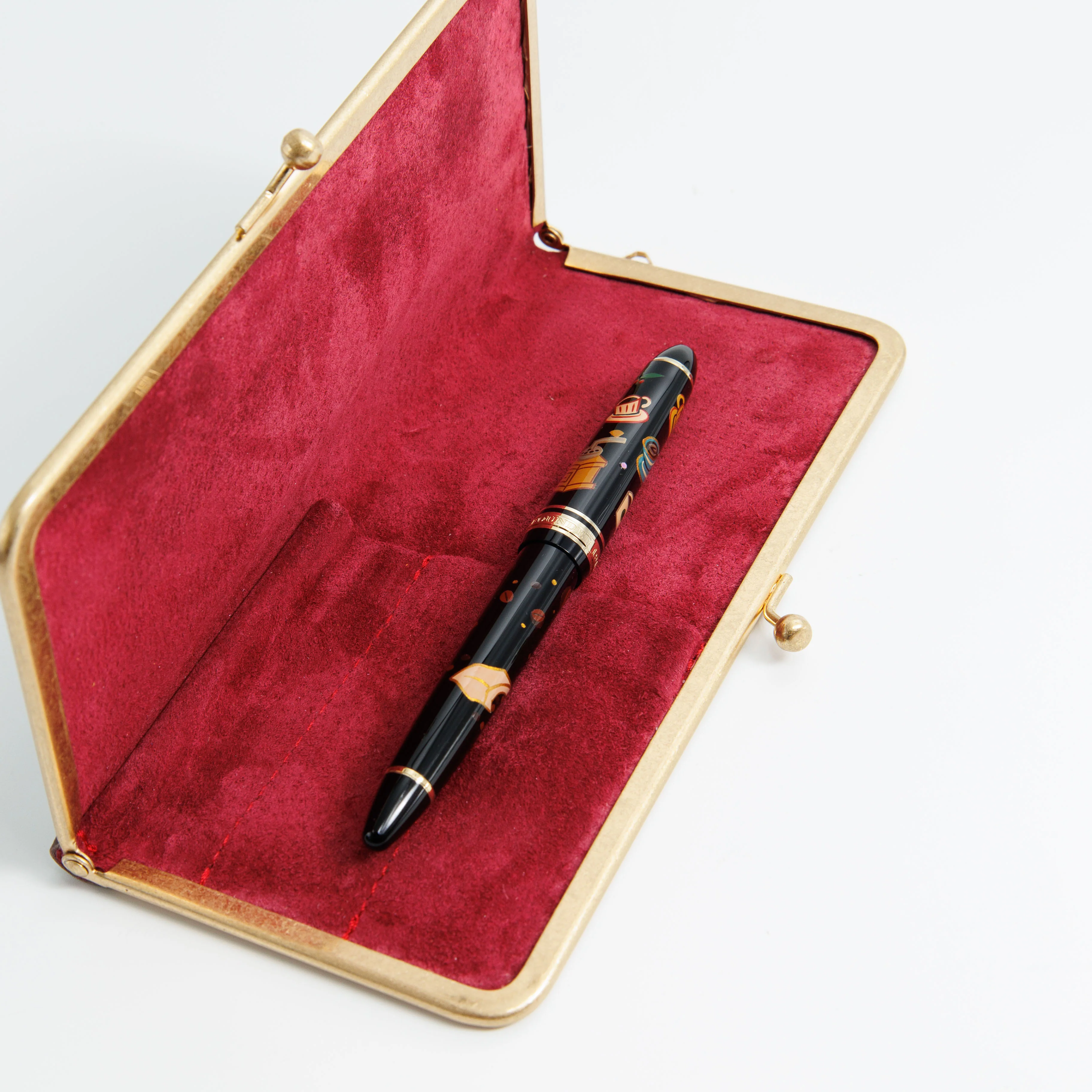 Opera Framboise metal clasp pen case for 3, BUNGUBOX x Penguin Kaban-sha - Image 8