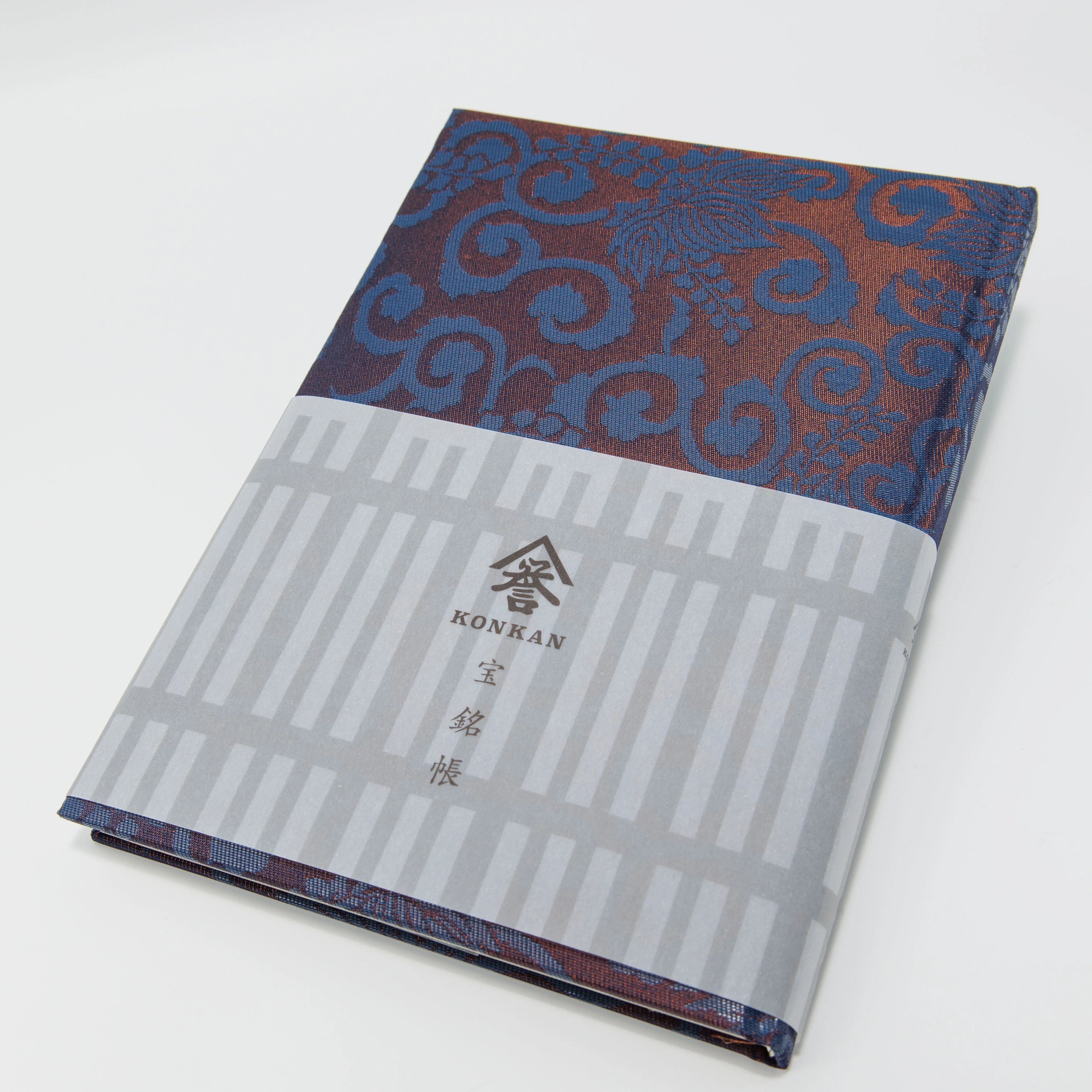 Konkan Shoten Nishijin-ori Pure Silk Notebook – M Size - Image 8