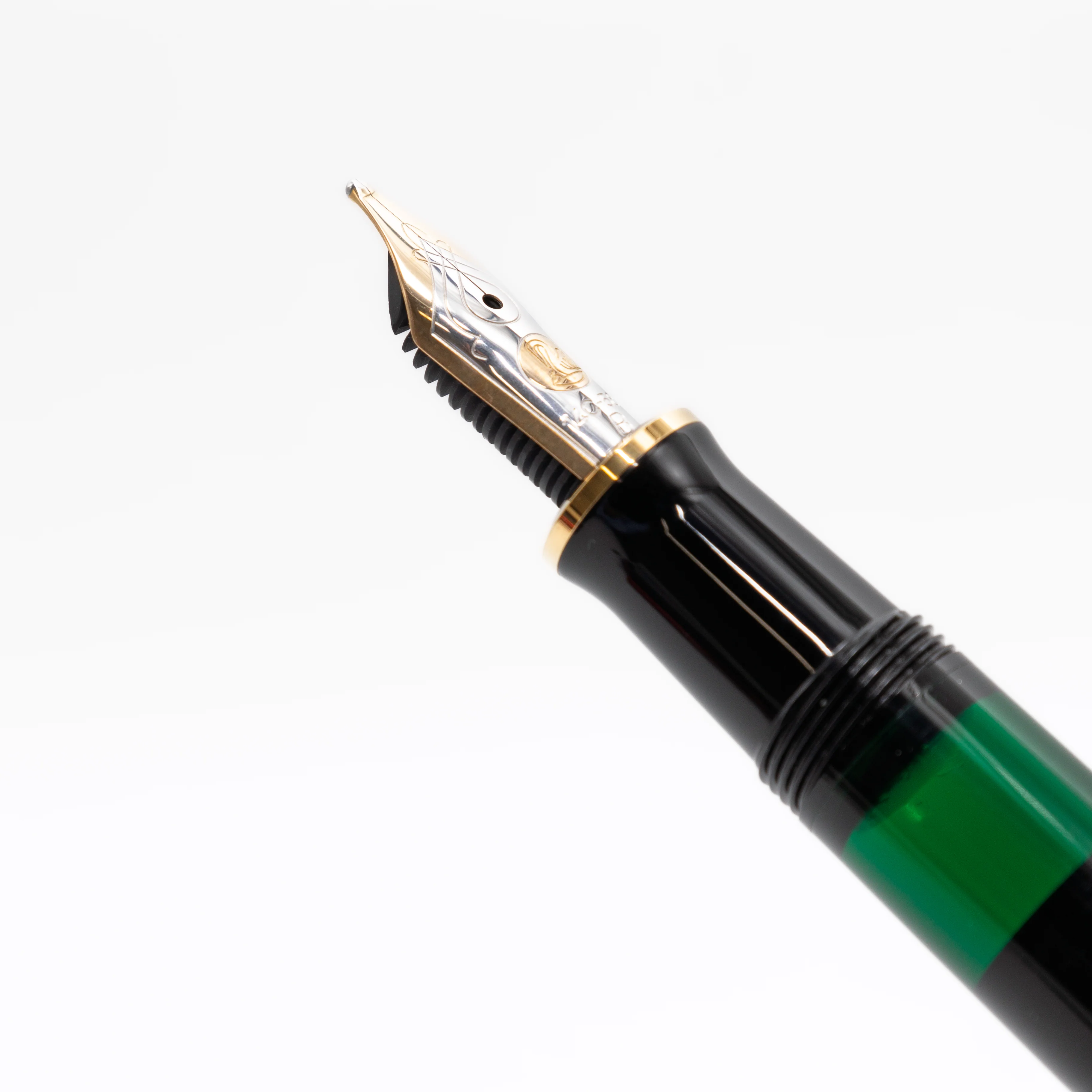 Pelikan Souverän M400 Black (B) - Image 5