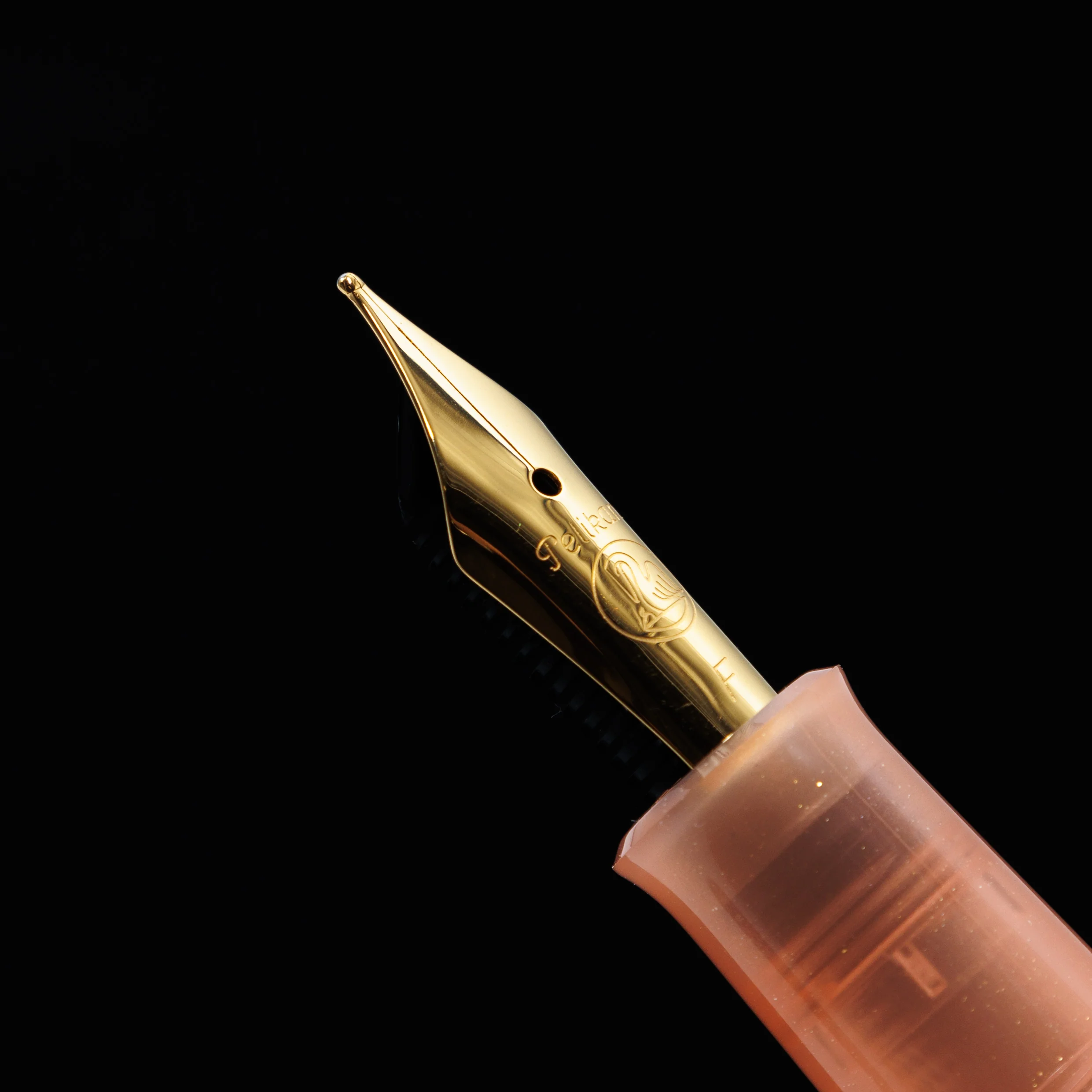Pelikan M200 Fountain Pen Apricot Achat 2025 Special Edition - Image 12