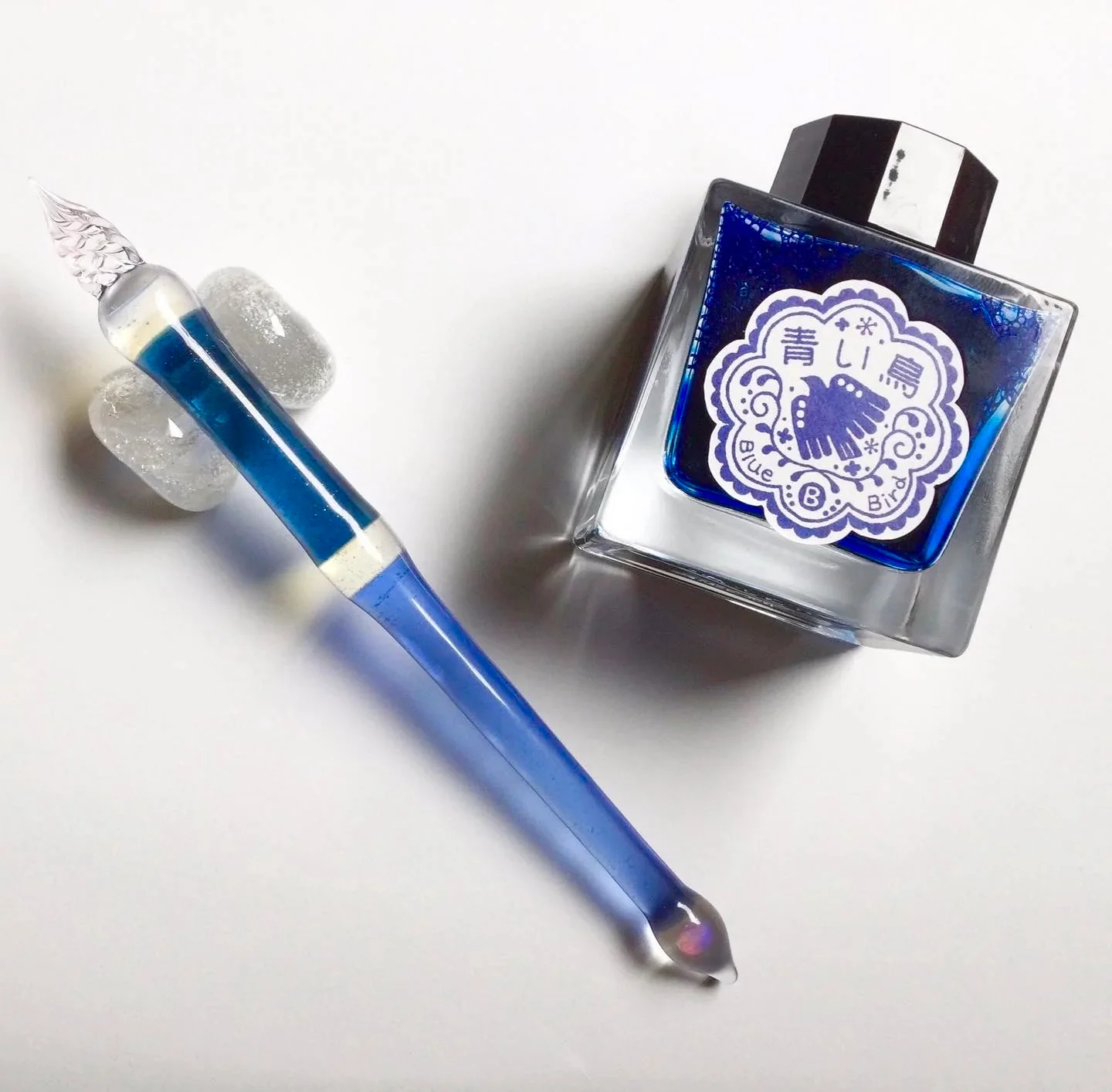 Blue Bird glass pen BUNGUBOX x Synchronicity Glass Art - Image 3