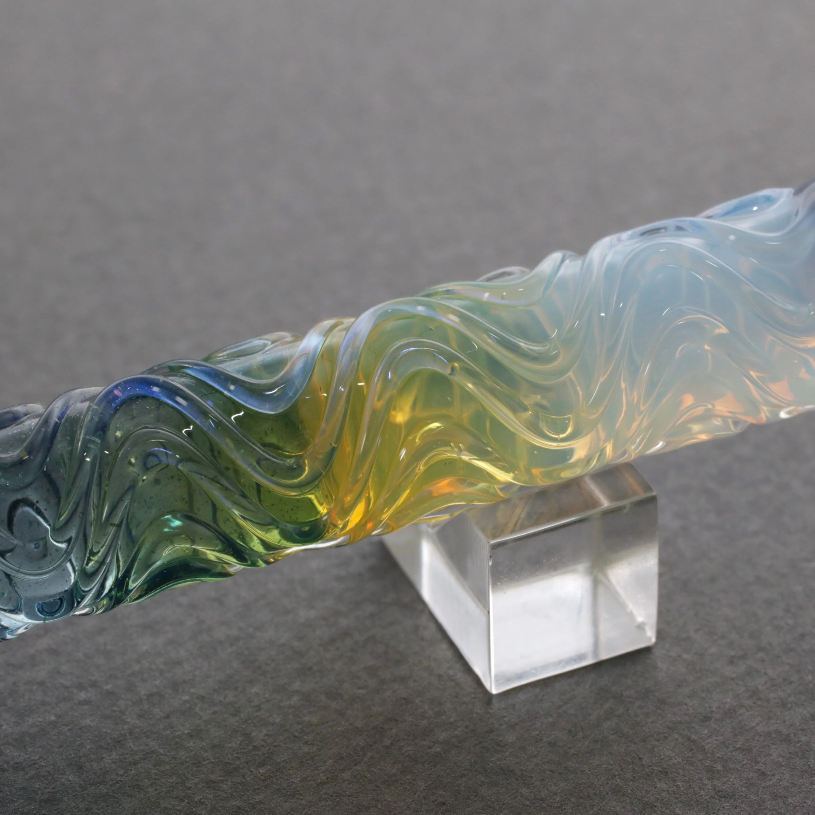 FUJIYAMA BLUE Swell Dual-sided Glass Pen, BUNGUBOX x Synchronicity Glass Art - Image 4